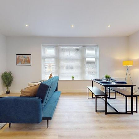 Impressive Two Bedroom | Wifi カーディフ エクステリア 写真