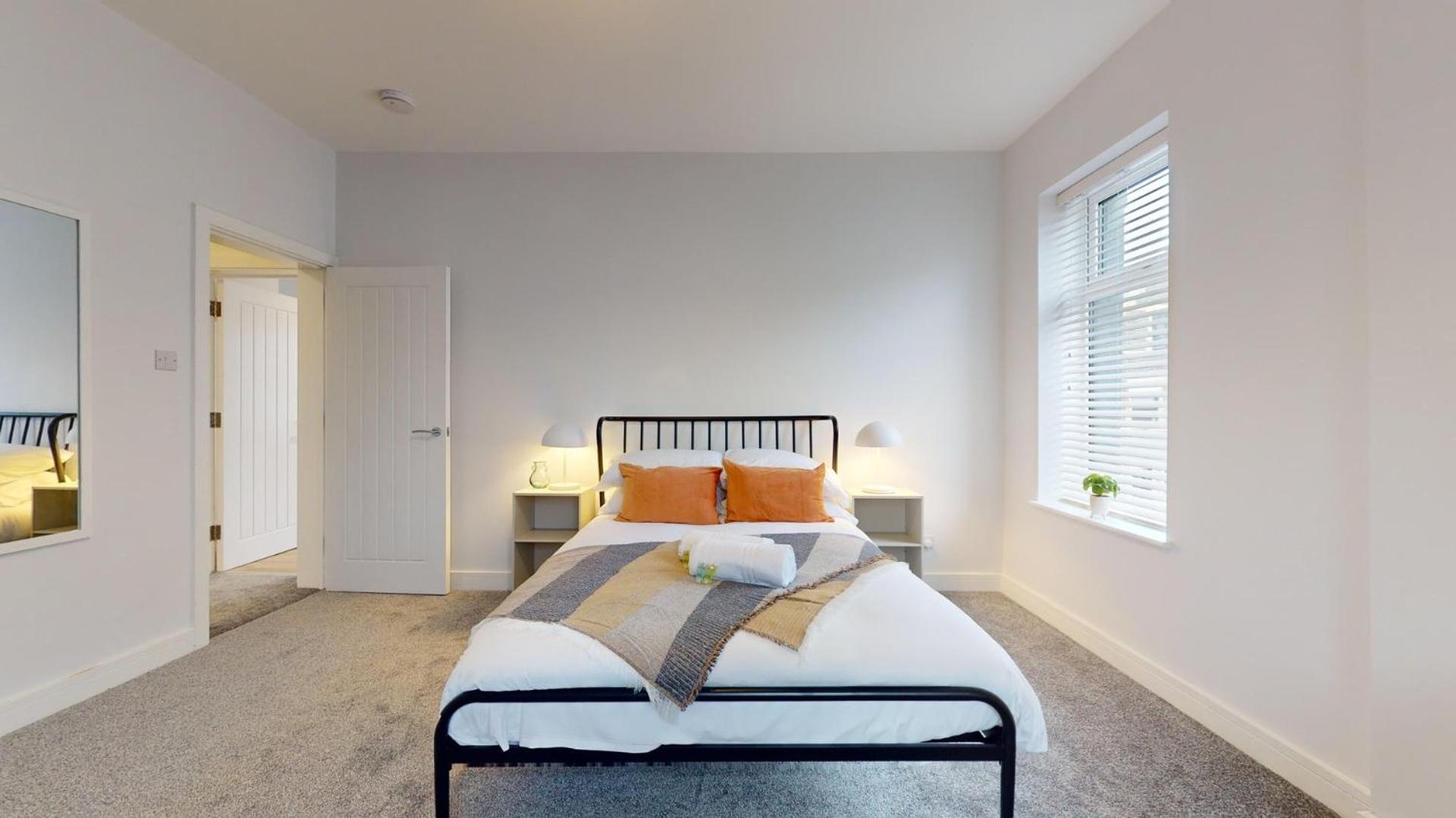 Impressive Two Bedroom | Wifi カーディフ エクステリア 写真